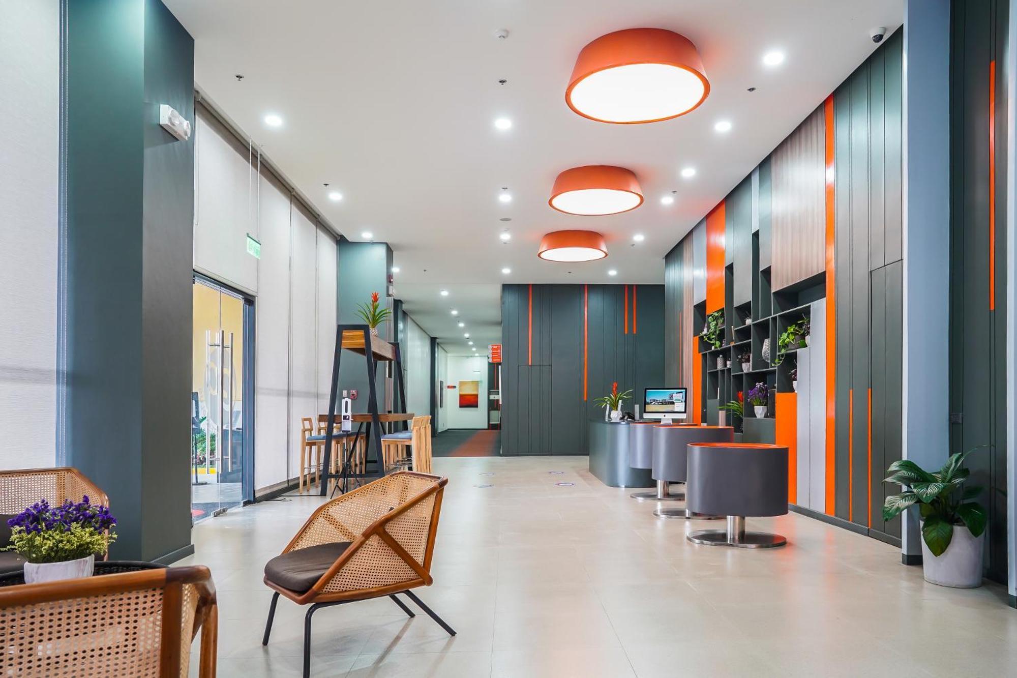 Go Hotels Plus Tuguegarao Exterior photo